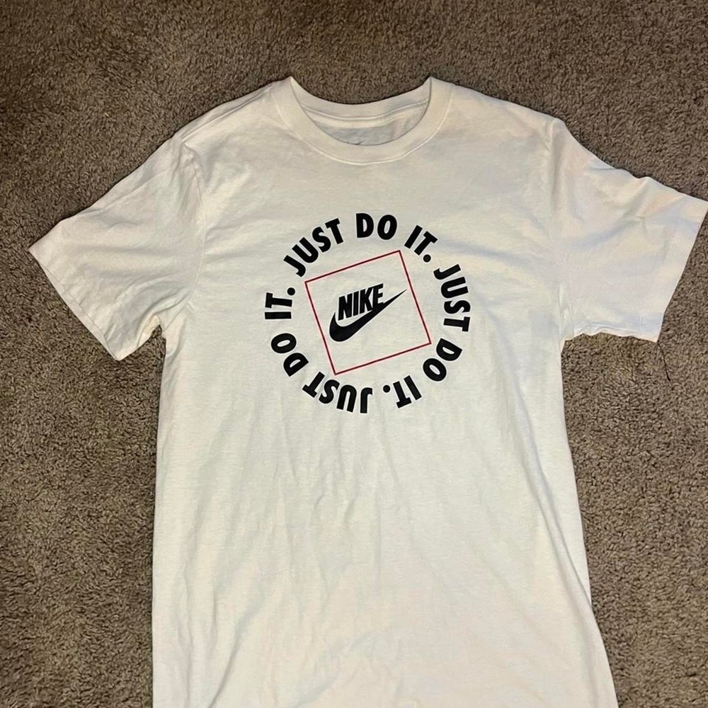 White Nike tee with black 'JUST DO IT' text and Nike swoosh logo, size S